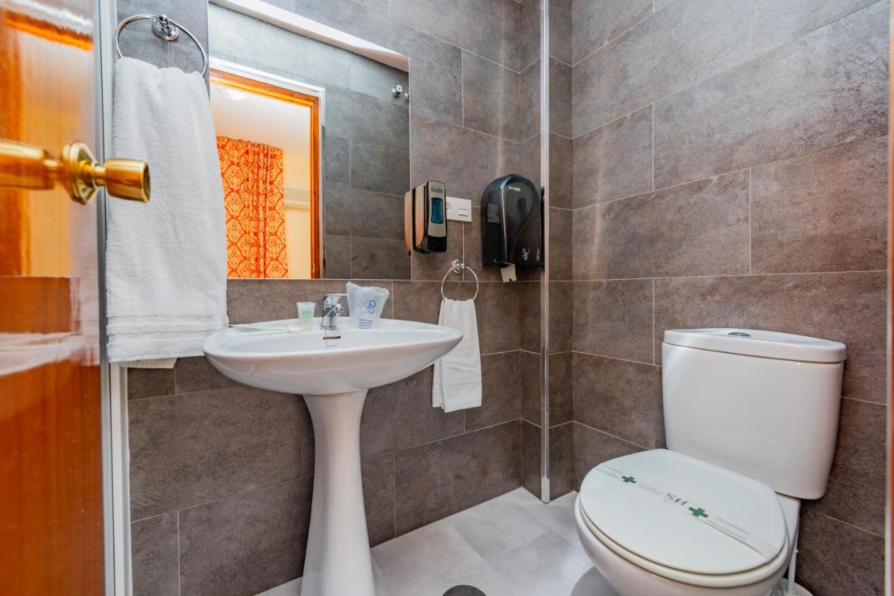 Hotel Manzanito 安特克拉 外观 照片